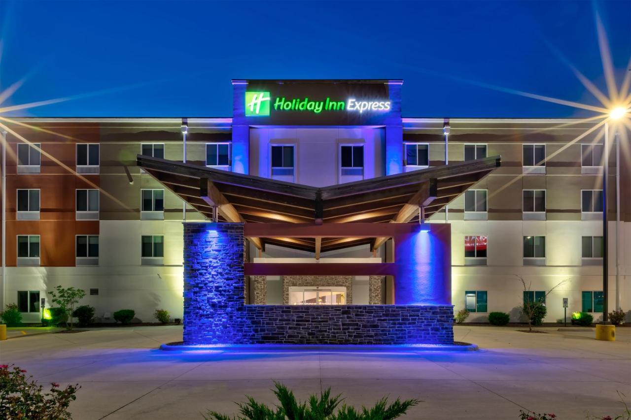 Holiday Inn Express & Suites - Effingham, An Ihg Hotel المظهر الخارجي الصورة